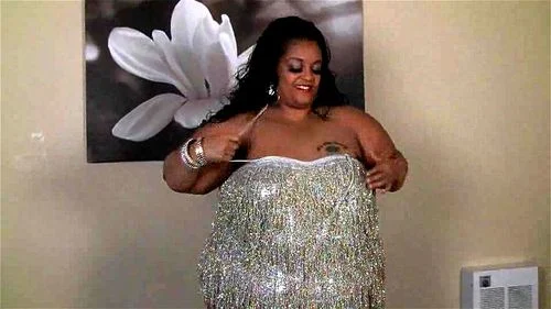 Fat Chick Happy New Year - Watch Farrah Foxx Wishes a Happy New Year - Ssbbw, Big Ass, Striptease Porn  - SpankBang
