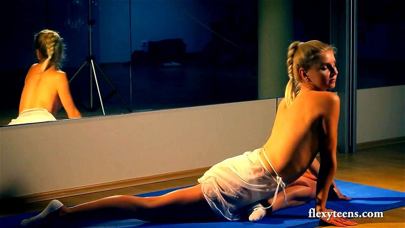 Elena Proklova - Flexible Teen Elena Proklova - Flexible Teen
