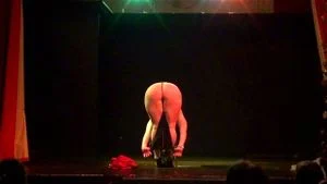 THICK BURLESQUE  DANCER thumbnail