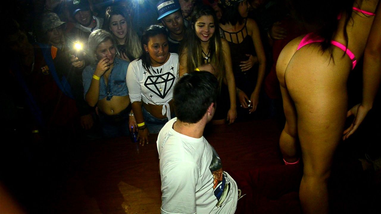 Baile funk proibidao