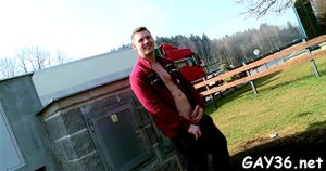 Watch from 0:00:27