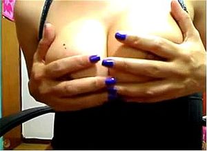 AMATEUR TITS thumbnail