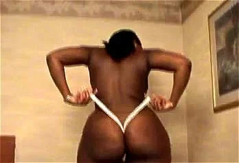 BIG B()()TY dance thong white