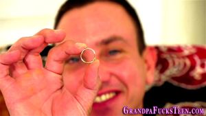 Watch from 0:00:34
