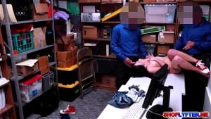 Shoplyfter teen miniatura