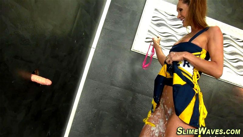 Kinky slut gets slimed Kinky slut gets slimed