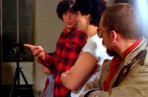 LES PETITES NYMPHETTES (1982) Video Porno - SpankBang