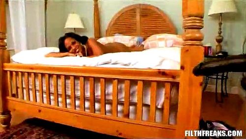ebony lesbians