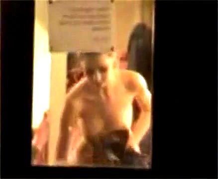 Ballerina Changeroom Vidéo Porno - SpankBang