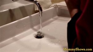 Watch from 0:00:33