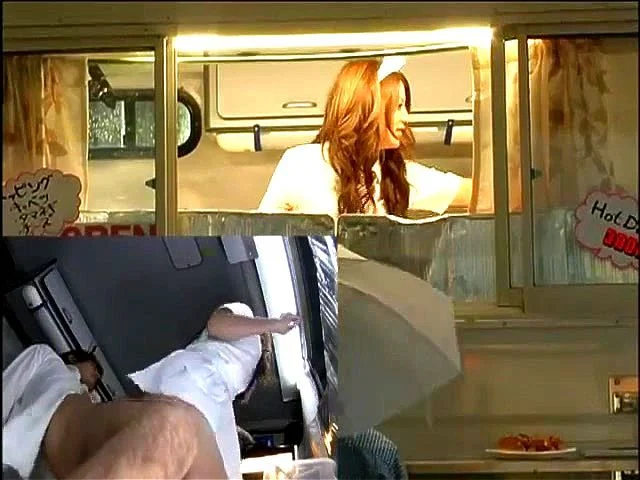 Sales of Hot Dog 3 (censored) Sales of Hot Dog 3 (censored)