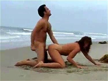 Порно видео ретро нудистский пляж