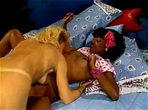 Angel Kelly vs Nina Hartley