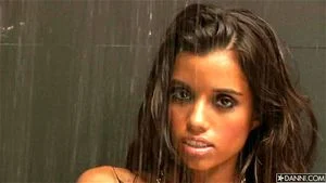 Lupe Fuentes thumbnail