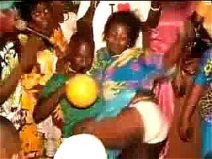 la cote d'voire baikoko ass dance