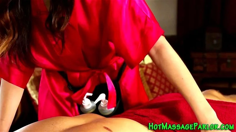 Masseuse gets cum Masseuse gets cum