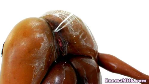 Ebony enema babes squirting in the bathtub: Milk, Wam & Wetandmessy Porn