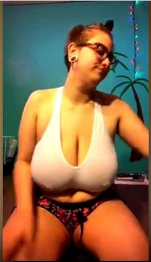 bbw thumbnail