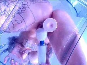 webcam tatted up hot show