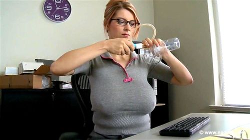kh+milk+pump+repair: Eporner & Lactation Porn - SpankBang