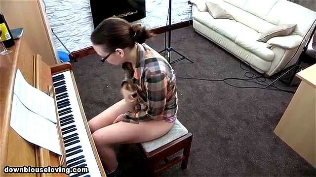 downblouse piano