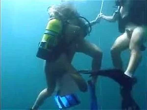 under water threesome