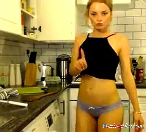 babe, nice tits, blonde, webcam