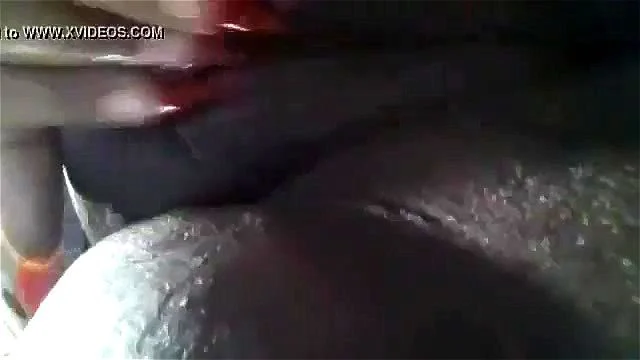 negra con tetas grandes negra con tetas grandes
