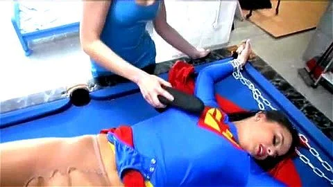 Superheroine orgasm