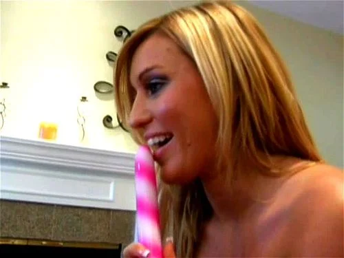 her first lesbian sex - faye ft. Faye Reagan: Big Tits, Amateur & Babe Porn