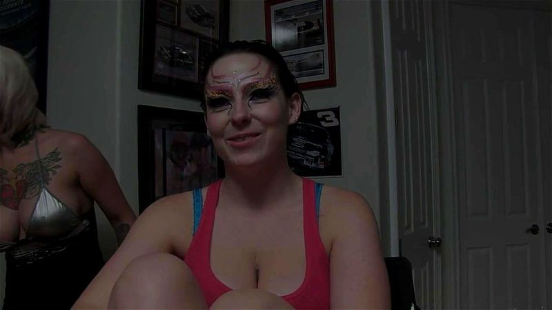 Tatooed model masturbating in fetish interview Tatooed model masturbating in fetish interview