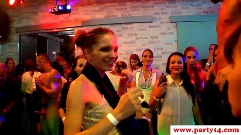 Euro amateurs blowing lucky dicks at a party Euro amateurs blowing lucky dicks at a party
