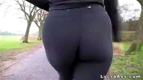 fat ass, spandex, public, outdoor