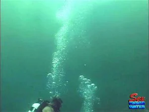 Scuba diving thumbnail