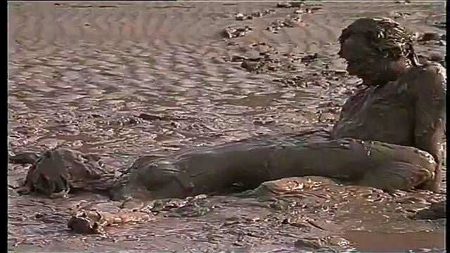 British Couple fucking in mud