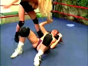 Random catfight vid thumbnail