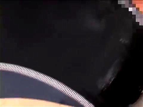 水着フェティシズムを探求する、海の衣装の官能的な魅力を称える大人向けビデオのコレクション。エロティックで満足感のあるシチュエーションでビーチウェアを披露する大人のモデルたちのシーンをお楽しみください。 エロ動画 - SpankBang