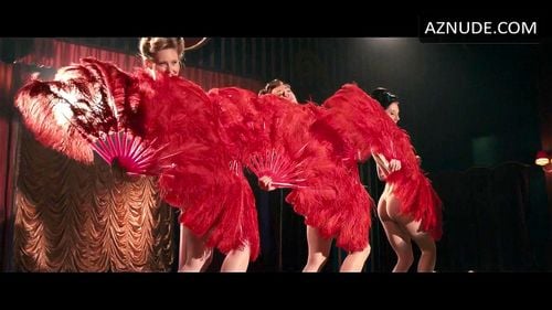 Cabaret Rouge Fan Dance