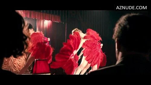 Cabaret Rouge Fan Dance