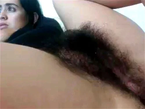 Amateur slut got hairy pussy
