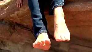 Feet thumbnail