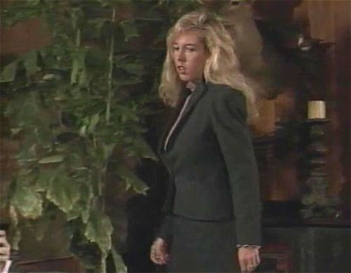 Linda Lovelace Deep Throat 5 (1991) - Linda Lovelace, Victoria Paris, È Una Bella Pollastra Porn