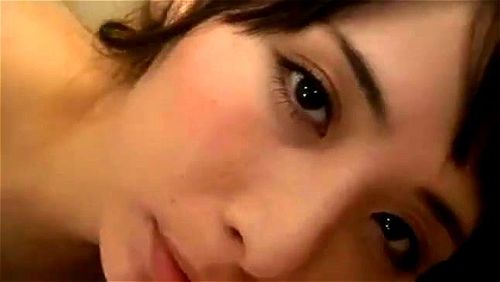 Yuka Osawa, młoda japońska kobieta, odkrywa swoją seksualność w namiętnych scenach. Podziwiaj jej naturalne piękno i intensywne występy w tej kolekcji filmów dla dorosłych. Film Porno - SpankBang