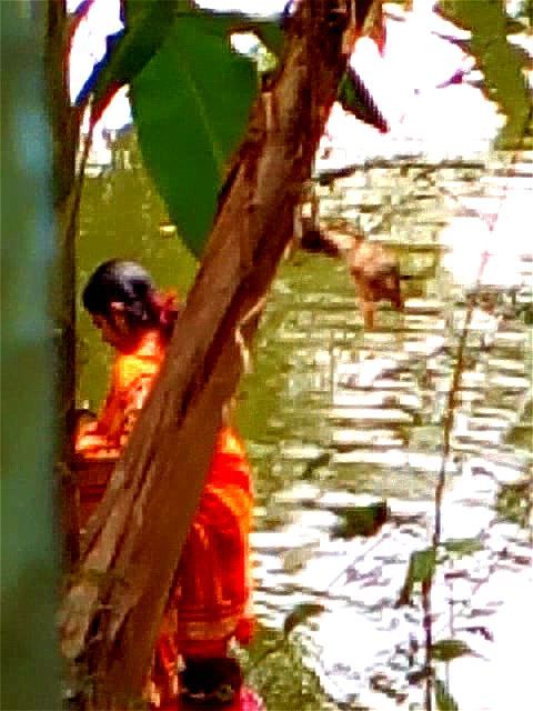 bengali+boudi+bathing