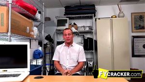Watch from 0:00:28