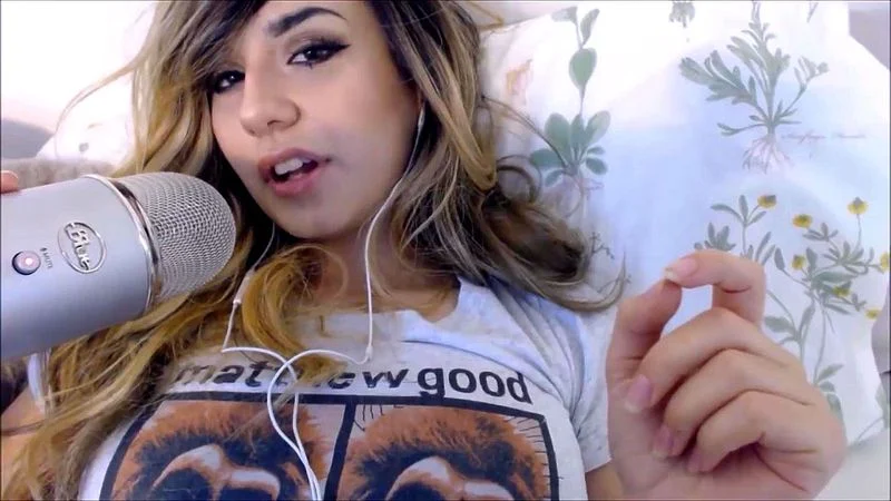 GinnyWhispers ASMR In Bed