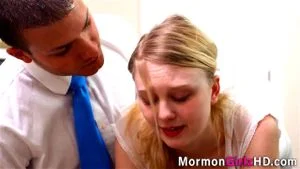 Blonde mormon teen jizzed