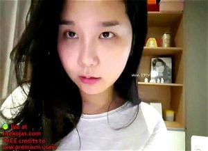 Watch Korean teen flash her sexy body - Korean, Patreon, Mongseri ...