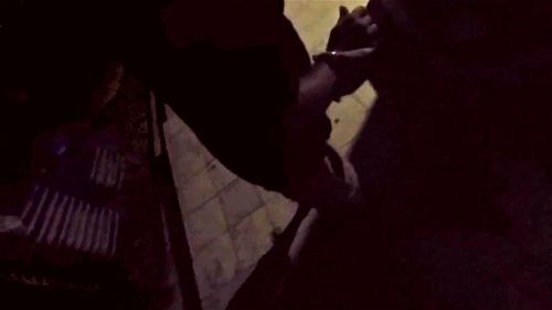 Mariah Leone dans une scène de sexe interracial avec un homme noir. Cette vidéo explore une passion profonde et une connexion intime entre adultes, en se concentrant sur des moments de luxure et de désir. La scène se caractérise par une chimie forte et une interaction mutuelle, créant une expérience excitante et captivante pour les spectateurs de contenu pornographique. Vidéo Porno - SpankBang
