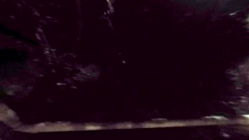 Mariah Leone dans une scène de sexe interracial avec un homme noir. Cette vidéo explore une passion profonde et une connexion intime entre adultes, en se concentrant sur des moments de luxure et de désir. La scène se caractérise par une chimie forte et une interaction mutuelle, créant une expérience excitante et captivante pour les spectateurs de contenu pornographique. Vidéo Porno - SpankBang